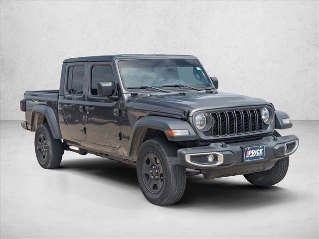 Used 2024 Jeep Gladiator Sport AWD/4WD image 3