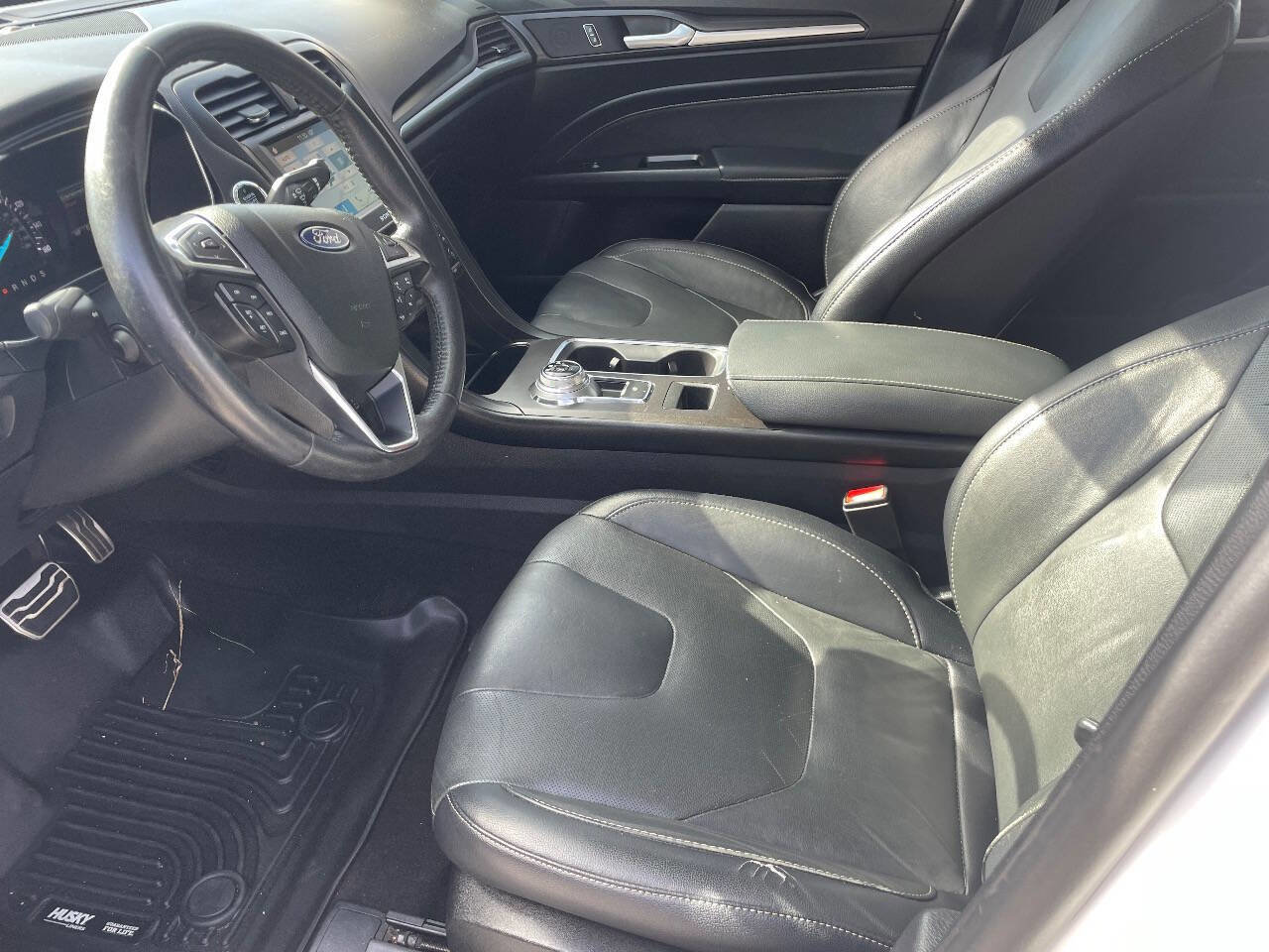 Used 2018 Ford Fusion Titanium AWD/4WD image 9