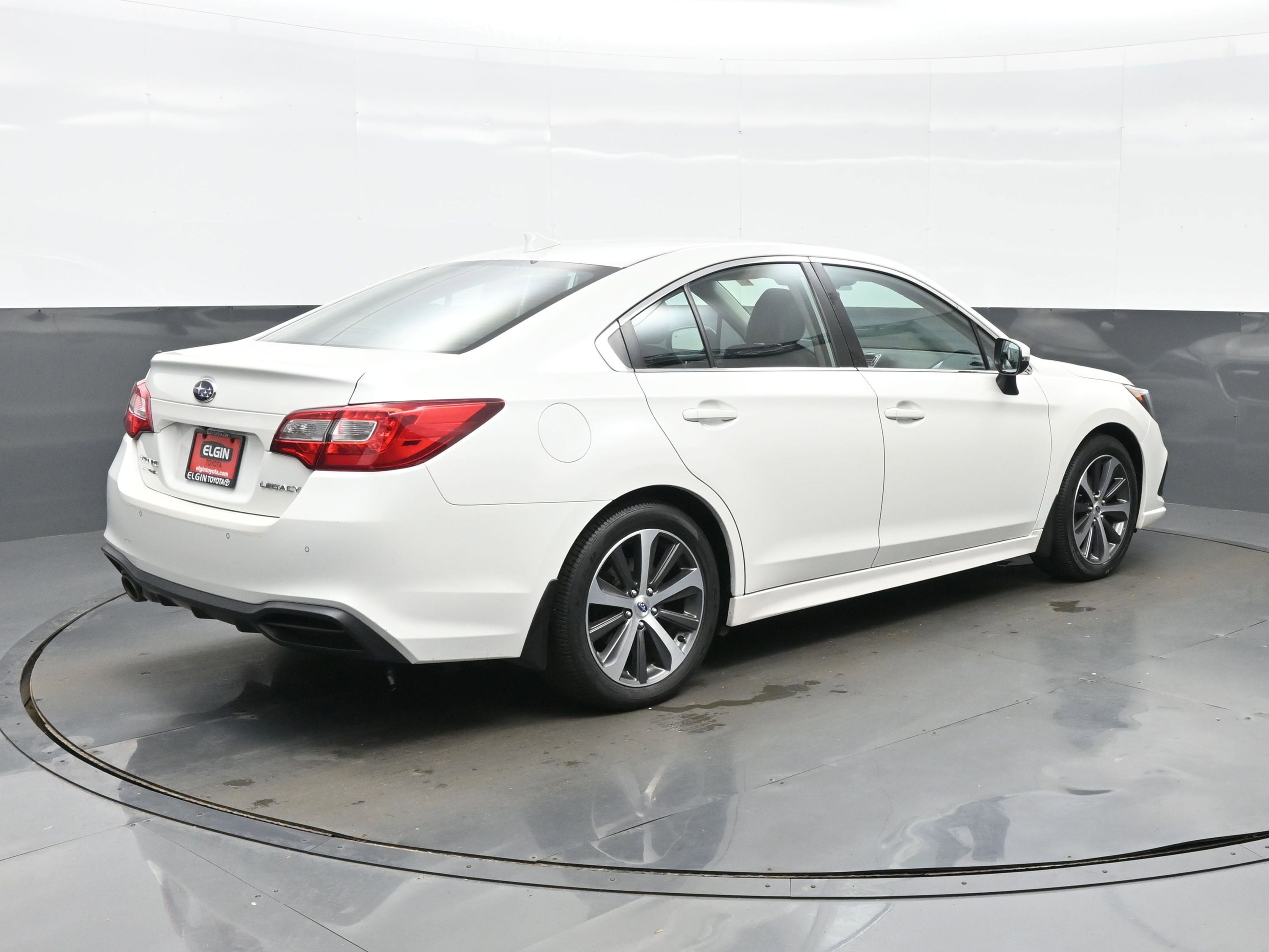 Used 2018 Subaru Legacy 2.5i Limited AWD/4WD image 6