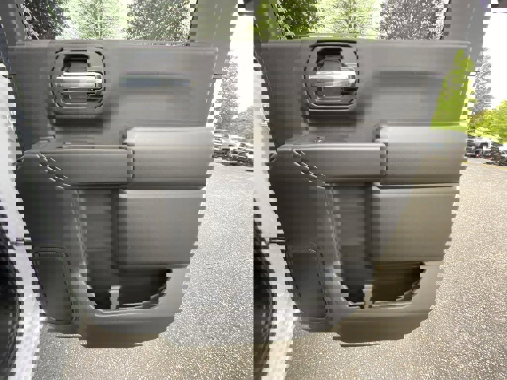 New 2025 Chevrolet Silverado 2500 Custom w/ Custom Value Package image 24