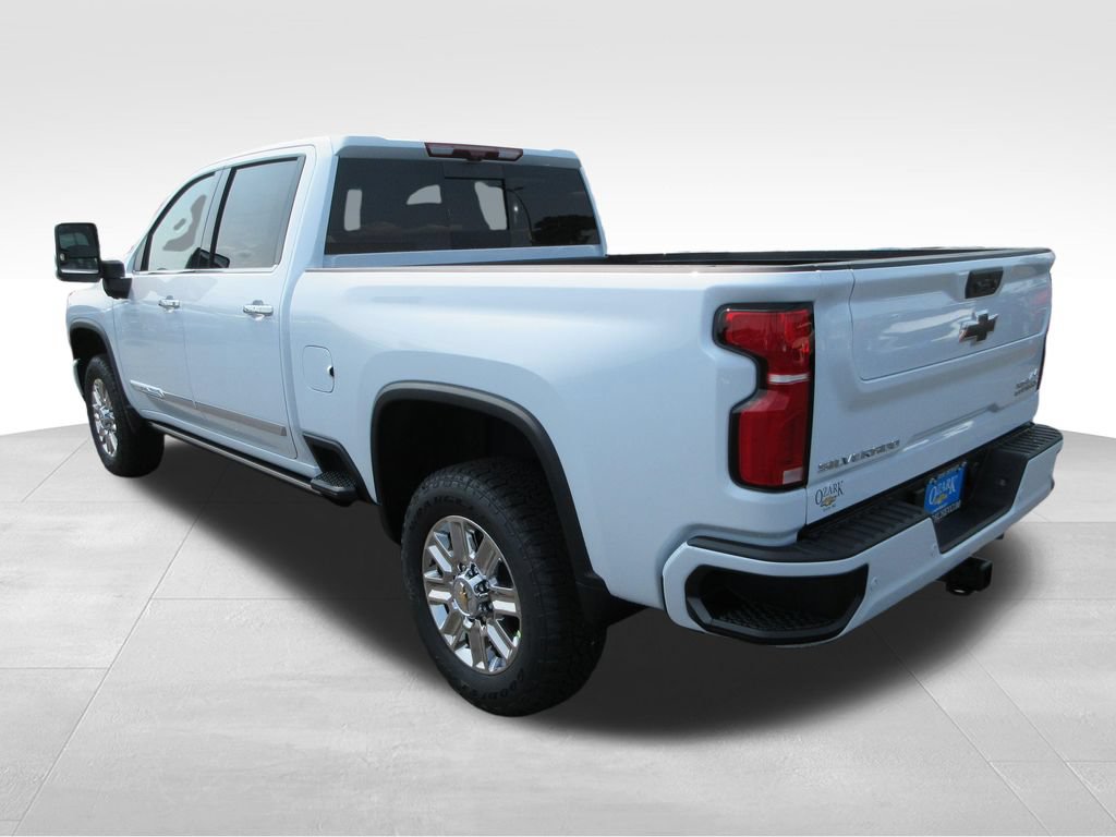 New 2026 Chevrolet Silverado 3500 High Country AWD/4WD image 3
