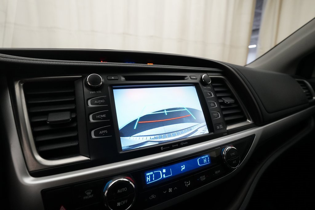 Used 2019 Toyota Highlander XLE image 20