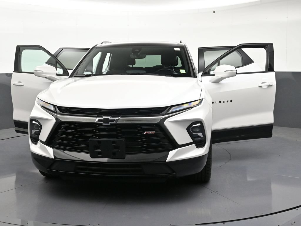 Certified 2023 Chevrolet Blazer RS w/ Driver Confidence II Package AWD/4WD image 37