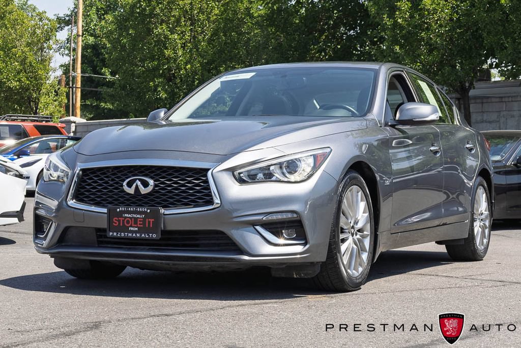 Used 2019 INFINITI Q50 Luxe w/ Essential Package (3.0T Luxe) AWD/4WD image 14