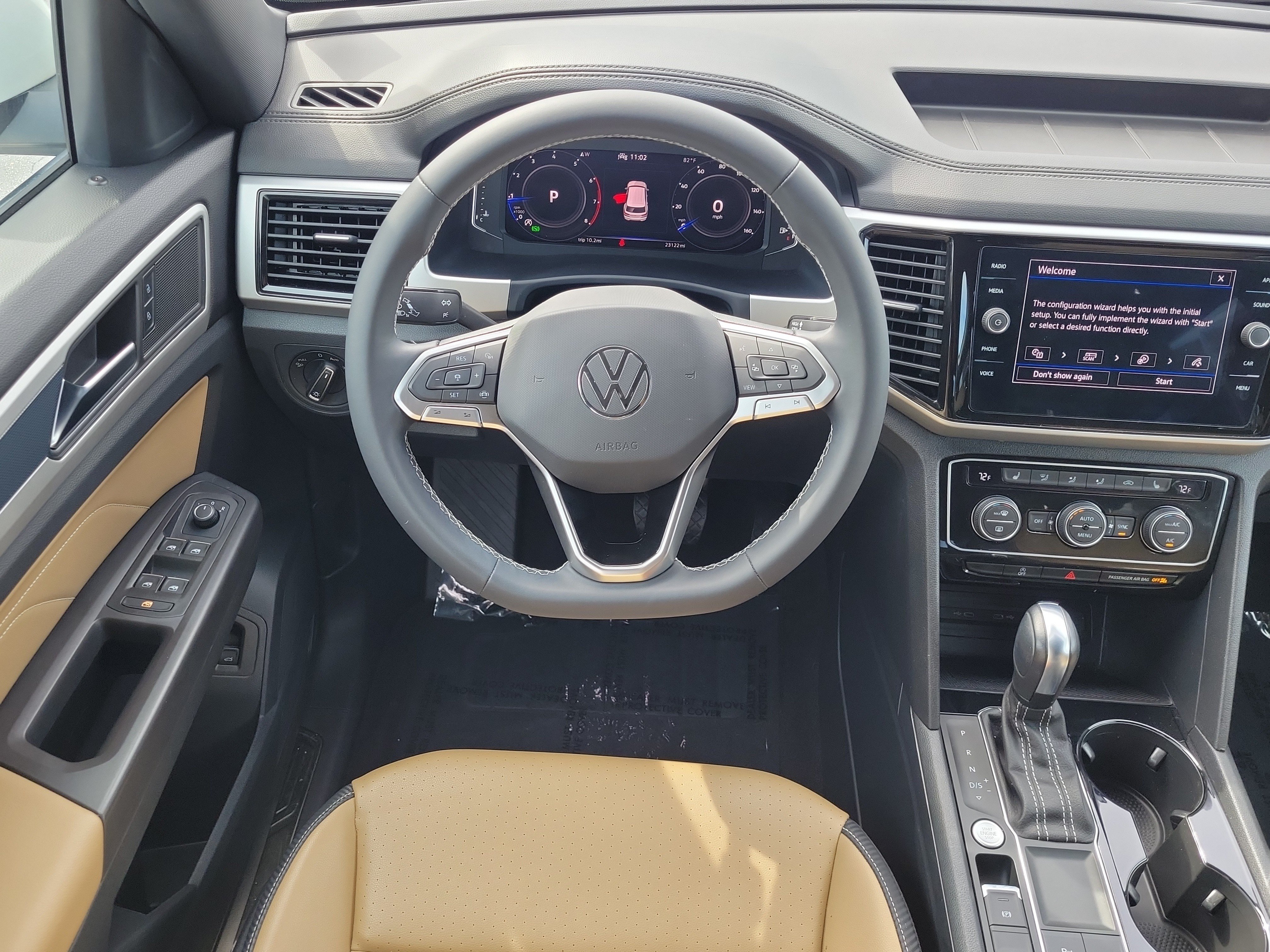 Used 2022 Volkswagen Atlas Cross Sport SE FWD image 17
