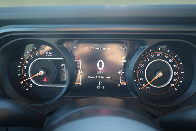 New 2026 Jeep Gladiator Rubicon w/ Steel Power Dome Hood Package image 7