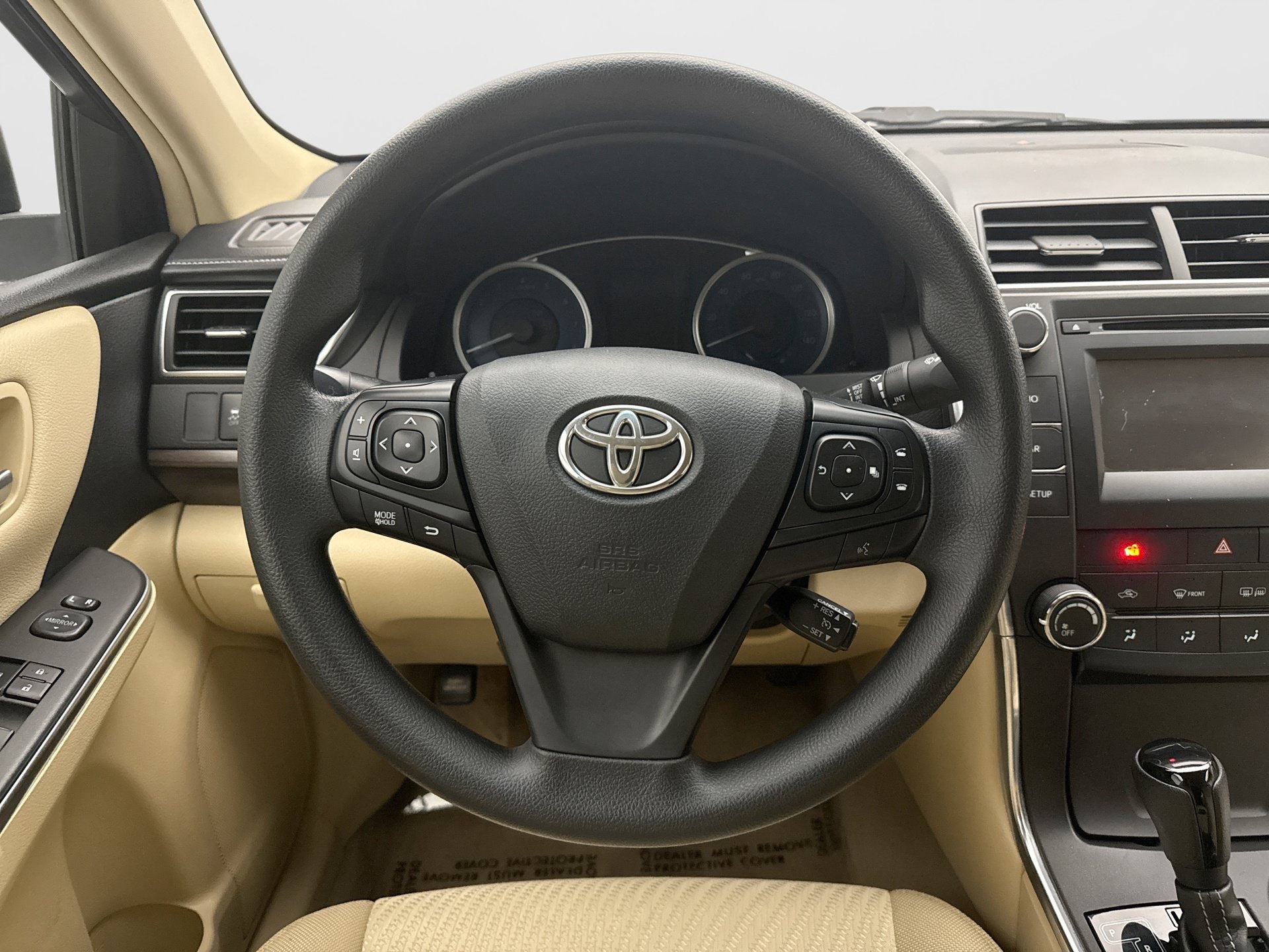 Used 2016 Toyota Camry LE FWD image 12