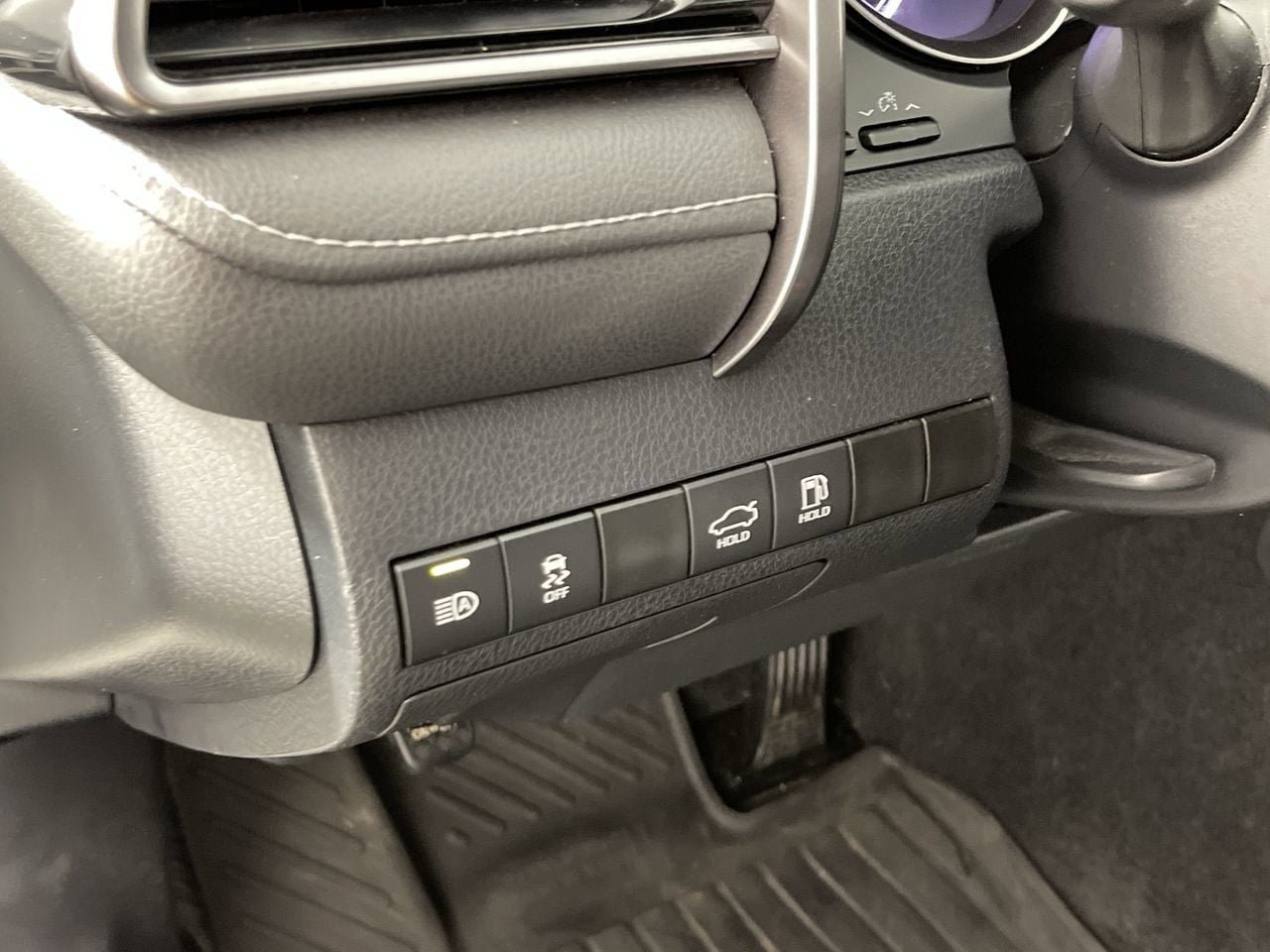 Used 2024 Toyota Camry SE FWD image 13