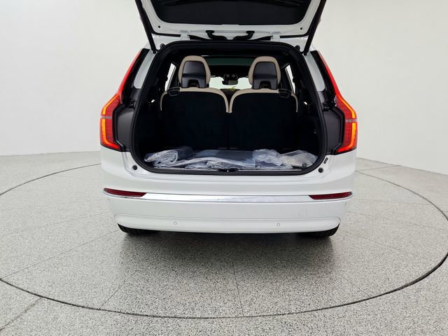 New 2026 Volvo XC90 B6 Core image 19