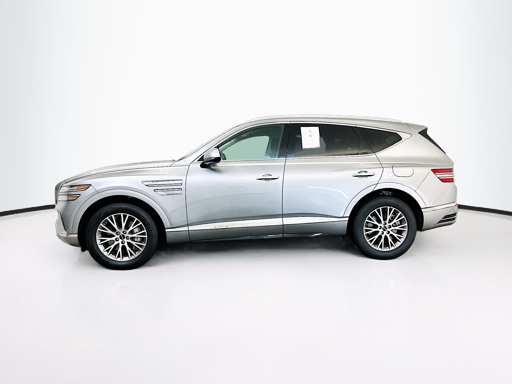 Used 2025 Genesis GV80 2.5T Standard AWD/4WD image 4