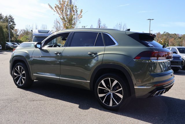 New 2026 Volkswagen Atlas Cross Sport SEL Premium R-Line image 5