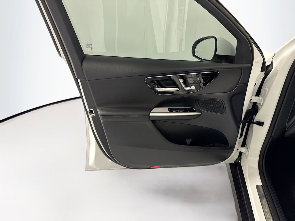 Certified 2026 Mercedes-Benz GLC 300 image 24