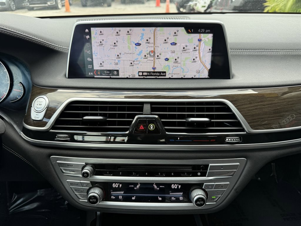 Used 2019 BMW 740i xDrive image 27