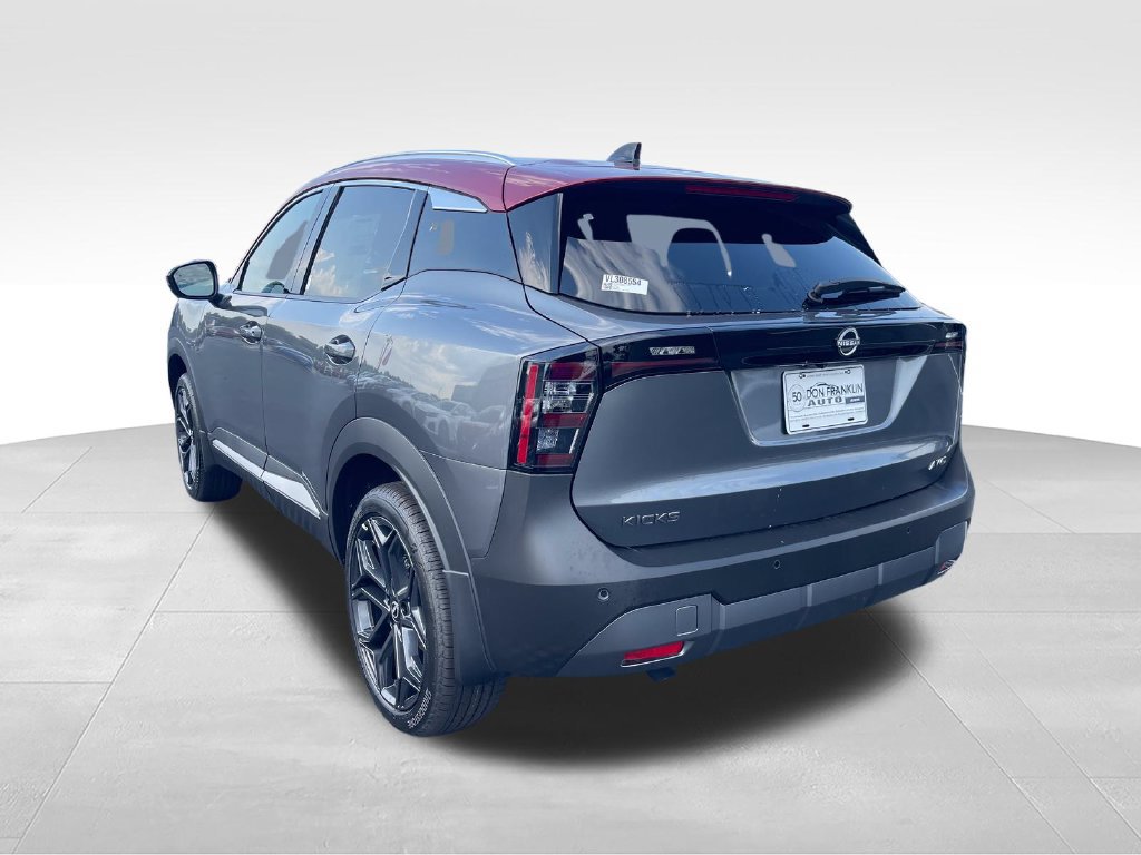 New 2027 Nissan Kicks SR w/ SR Premium Package AWD/4WD image 3
