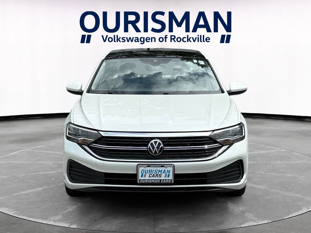 Used 2023 Volkswagen Jetta SE FWD image 8