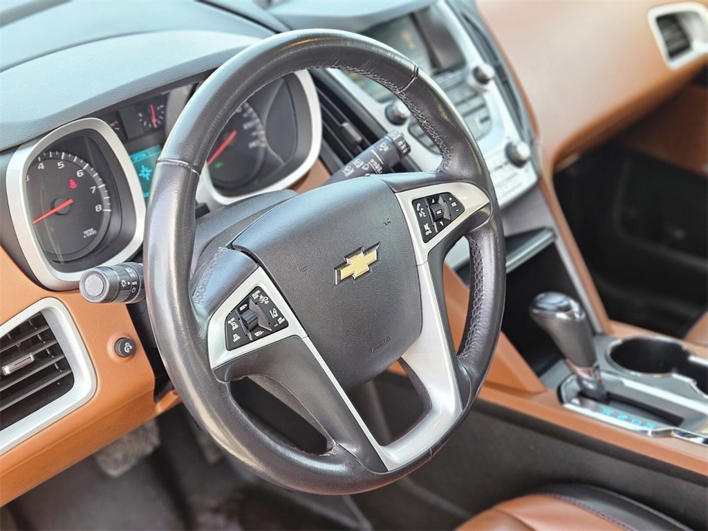 Used 2016 Chevrolet Equinox LTZ w/ Enhanced Convenience Package image 14