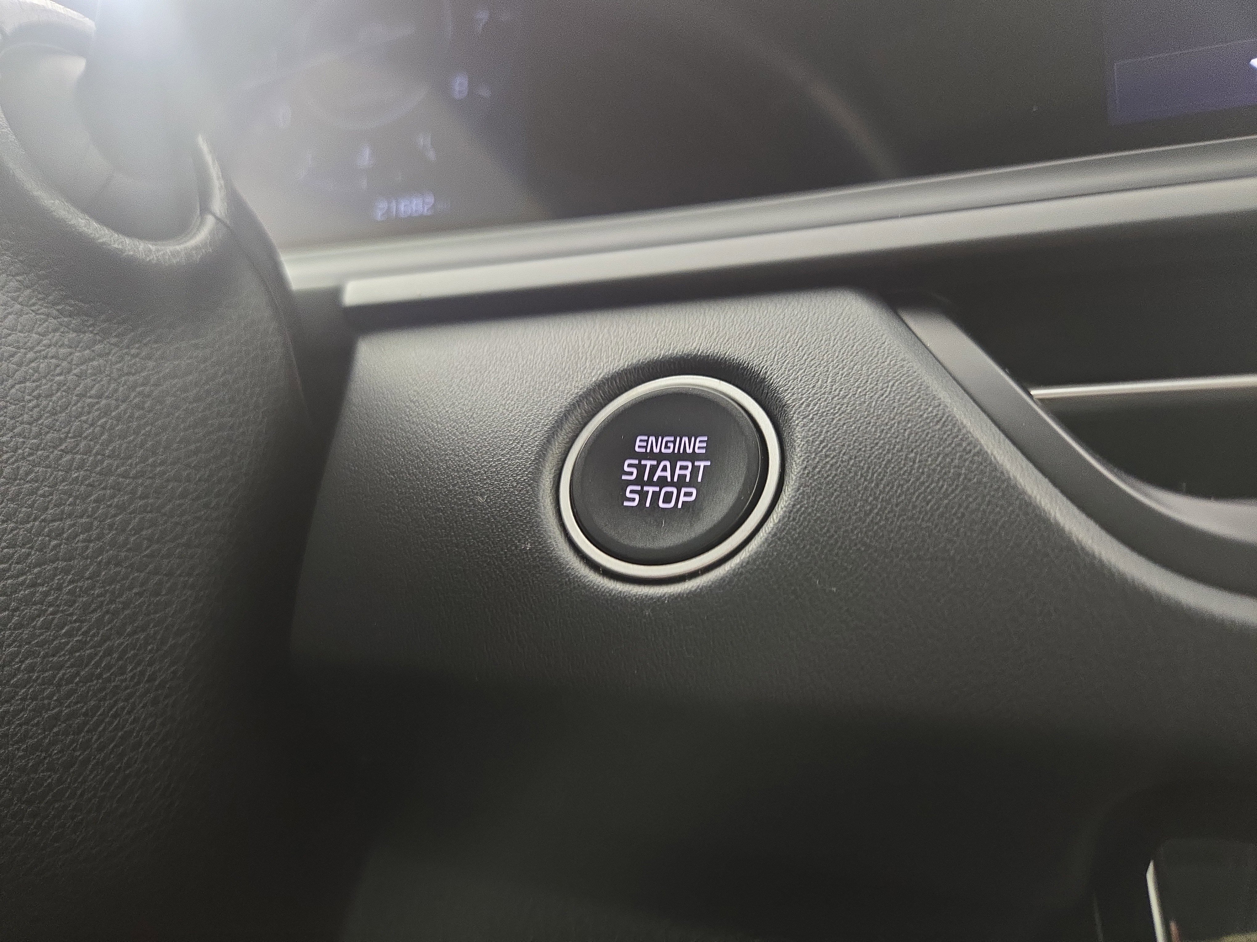 Used 2024 Kia Seltos EX AWD/4WD image 26