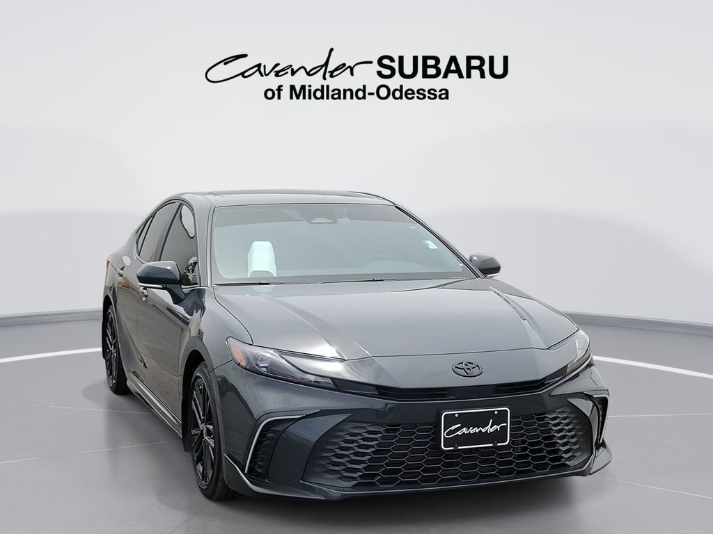 Used 2026 Toyota Camry SE FWD image 1