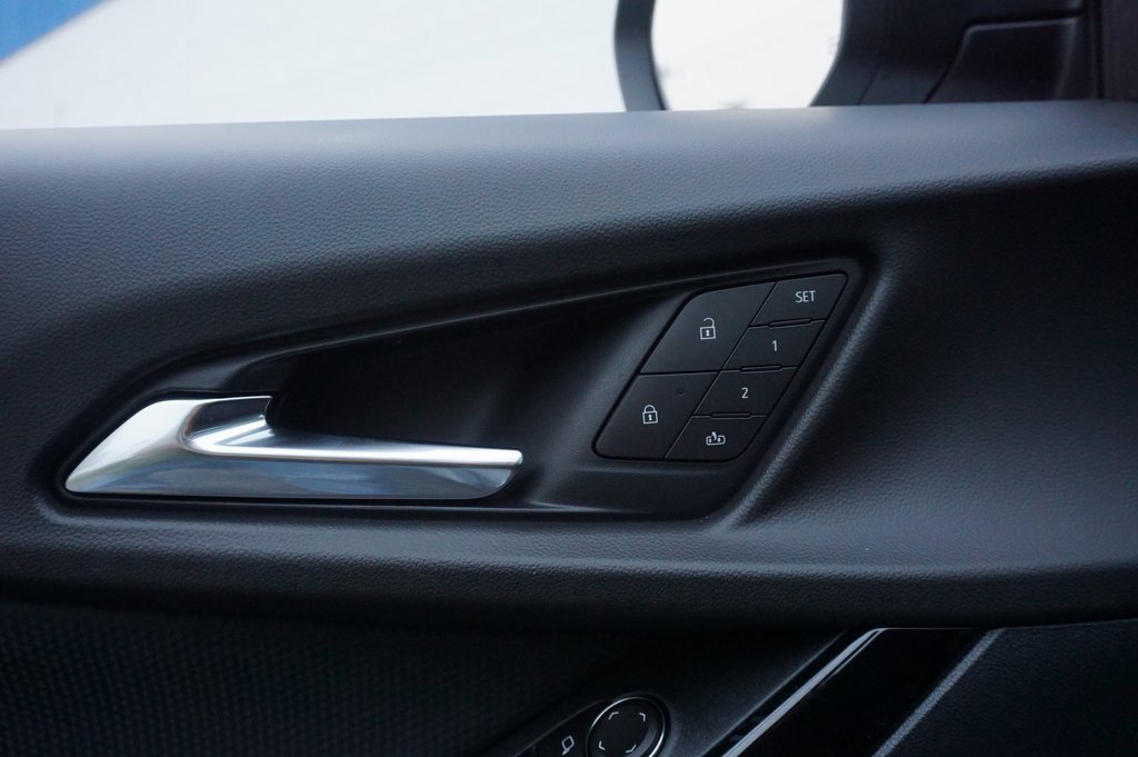 New 2026 Chevrolet Equinox RS w/ Convenience Package III image 25