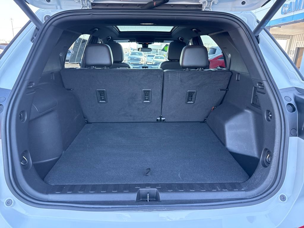 Used 2024 Chevrolet Equinox RS w/ RS Leather Package image 28