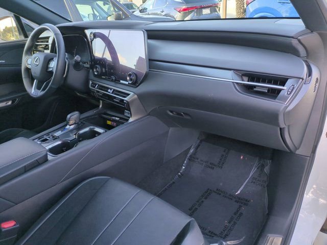 Used 2024 Lexus RX 500h F Sport w/ Convenience Package image 31