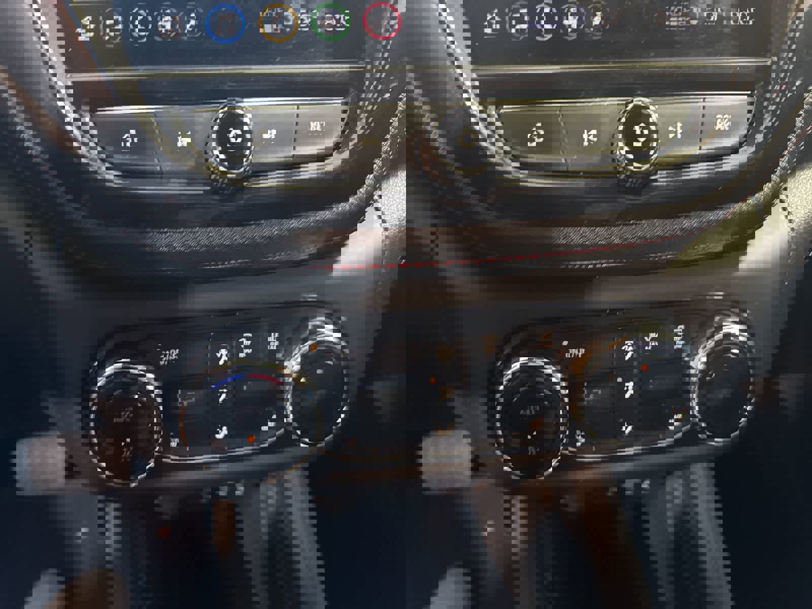 Used 2023 Chevrolet TrailBlazer RS w/ Convenience Package image 23