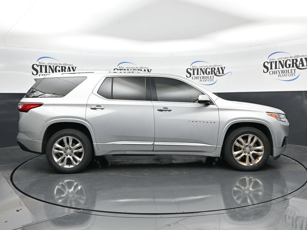 Used 2020 Chevrolet Traverse High Country w/ LPO, Floor Liner Package AWD/4WD image 8
