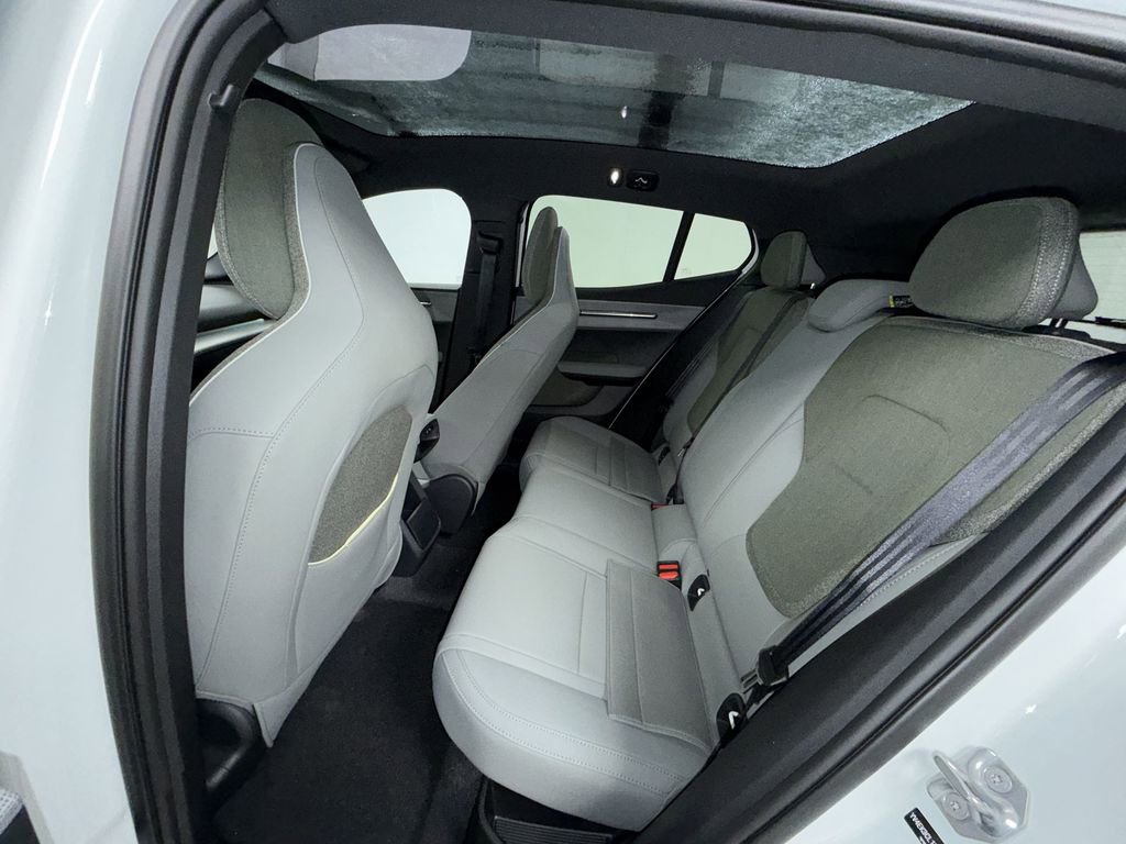 New 2026 Volvo EX30 Cross Country Ultra AWD/4WD image 12