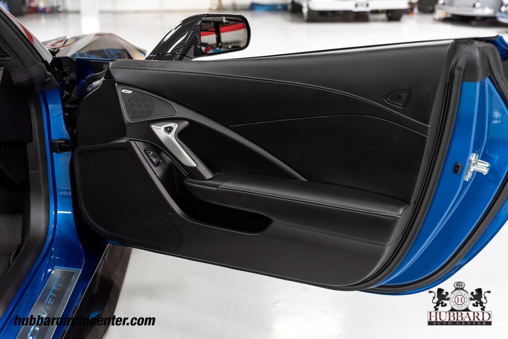 Used 2016 Chevrolet Corvette Z06 w/ 3LZ Preferred Equipment Group RWD image 25