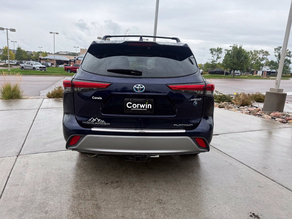 Used 2022 Toyota Highlander Platinum AWD/4WD image 7