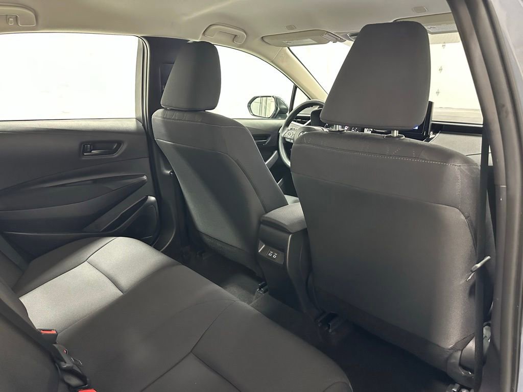 Used 2025 Toyota Corolla LE FWD image 52