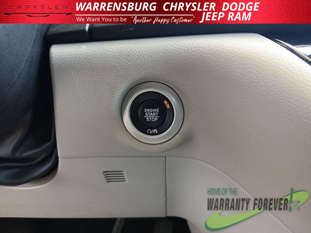 Used 2022 Chrysler Pacifica Touring-L FWD image 29