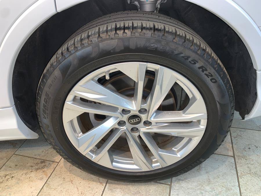 Used 2023 Audi Q7 3.0T Prestige AWD/4WD image 14