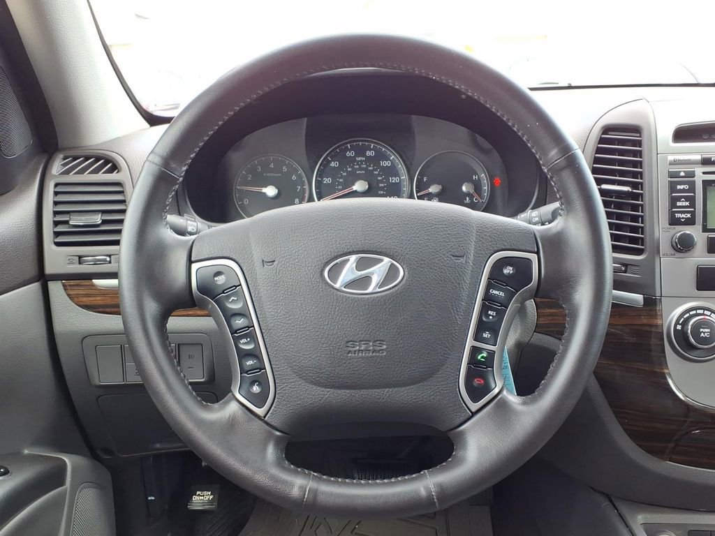 Used 2011 Hyundai Santa Fe SE image 23