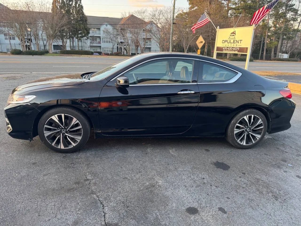 Used 2017 Honda Accord EX-L image 5