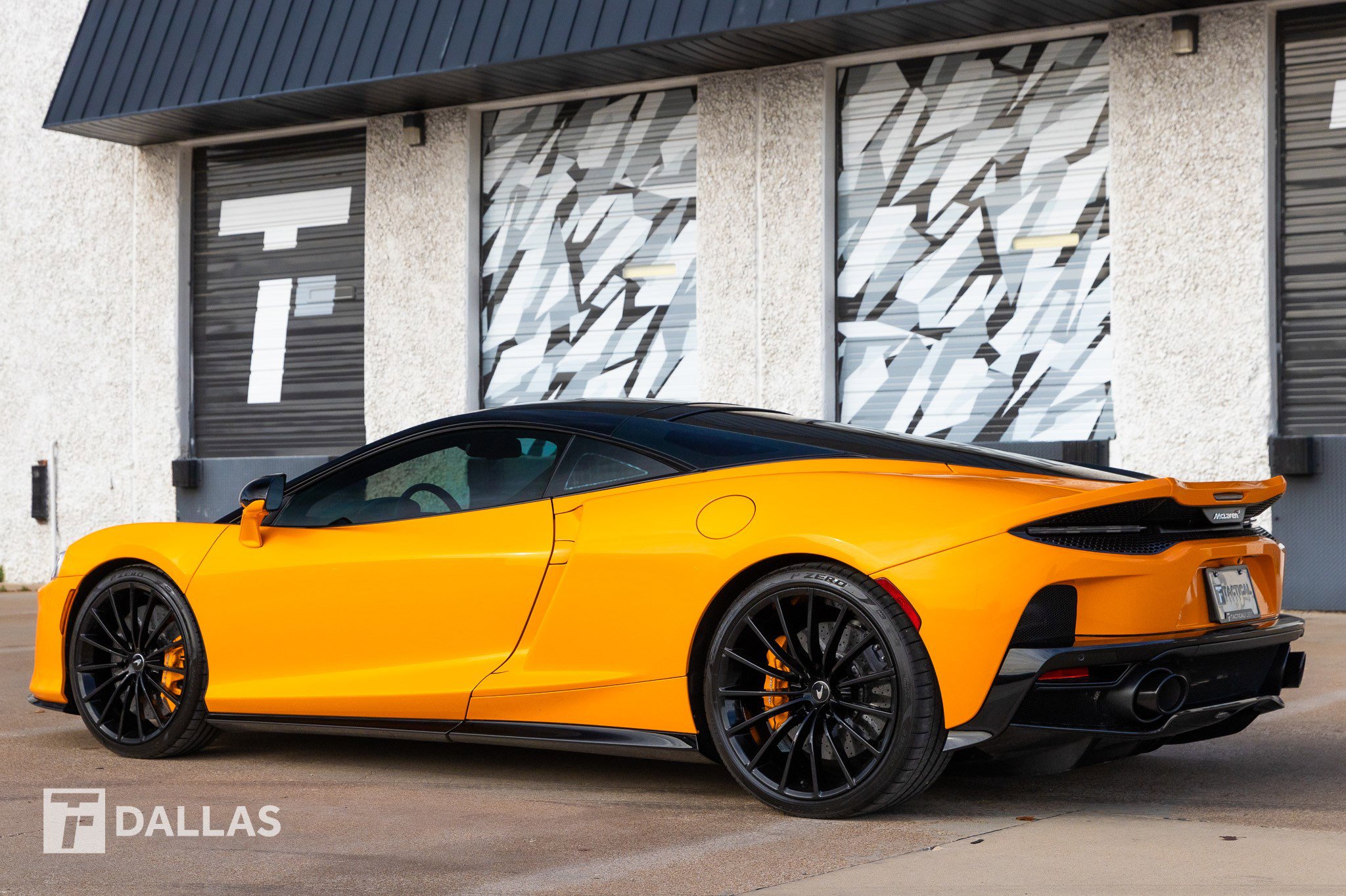 Used 2023 McLaren GT image 10