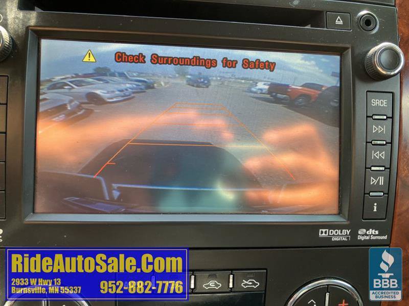 Used 2013 Chevrolet Avalanche LTZ AWD/4WD image 20