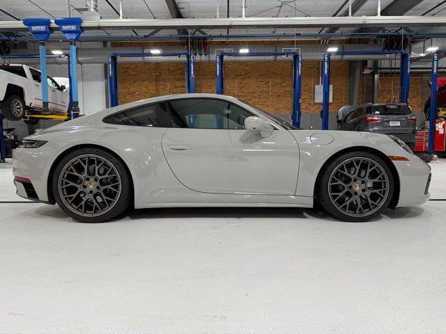 Used 2024 Porsche 911 Carrera S image 6