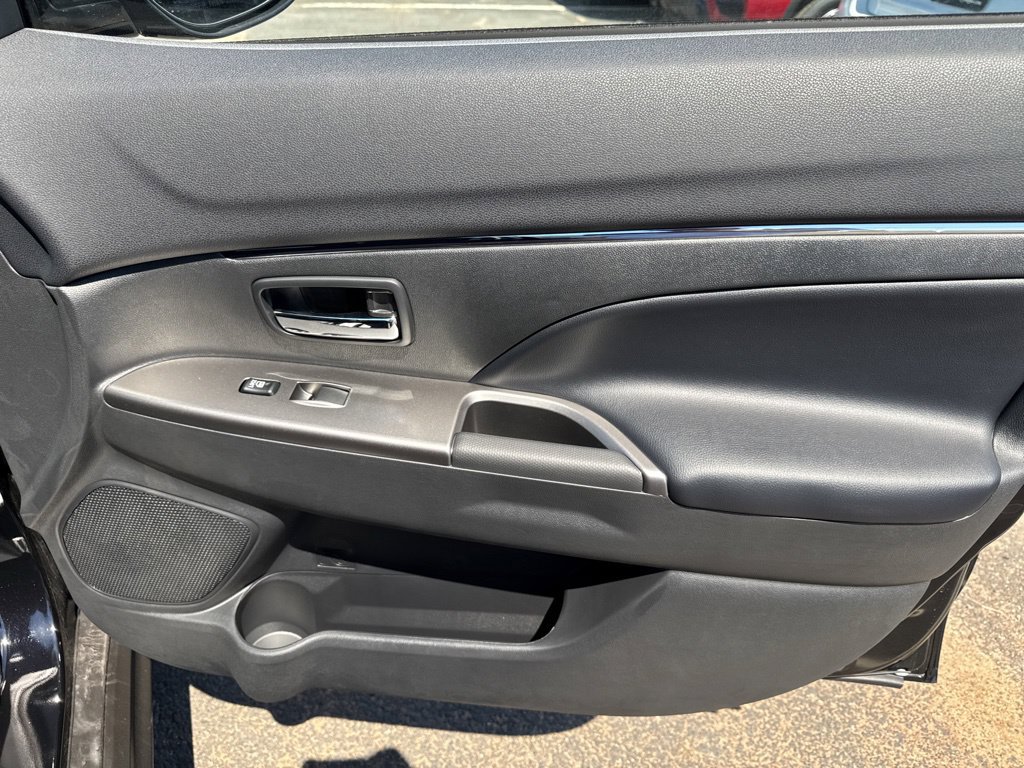 New 2027 Mitsubishi Outlander Sport SE FWD image 34