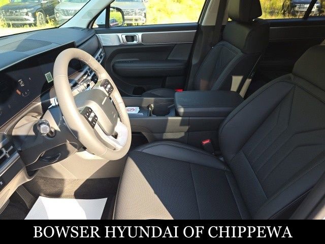 Used 2025 Hyundai Santa Fe SEL image 10