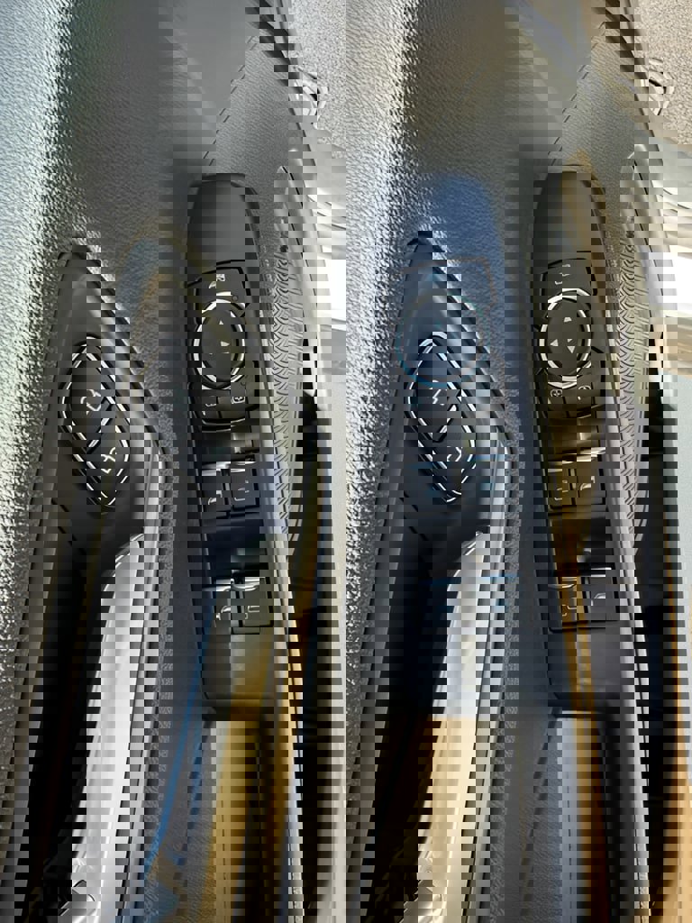 New 2026 Ford Escape Plug-in Hybrid image 17