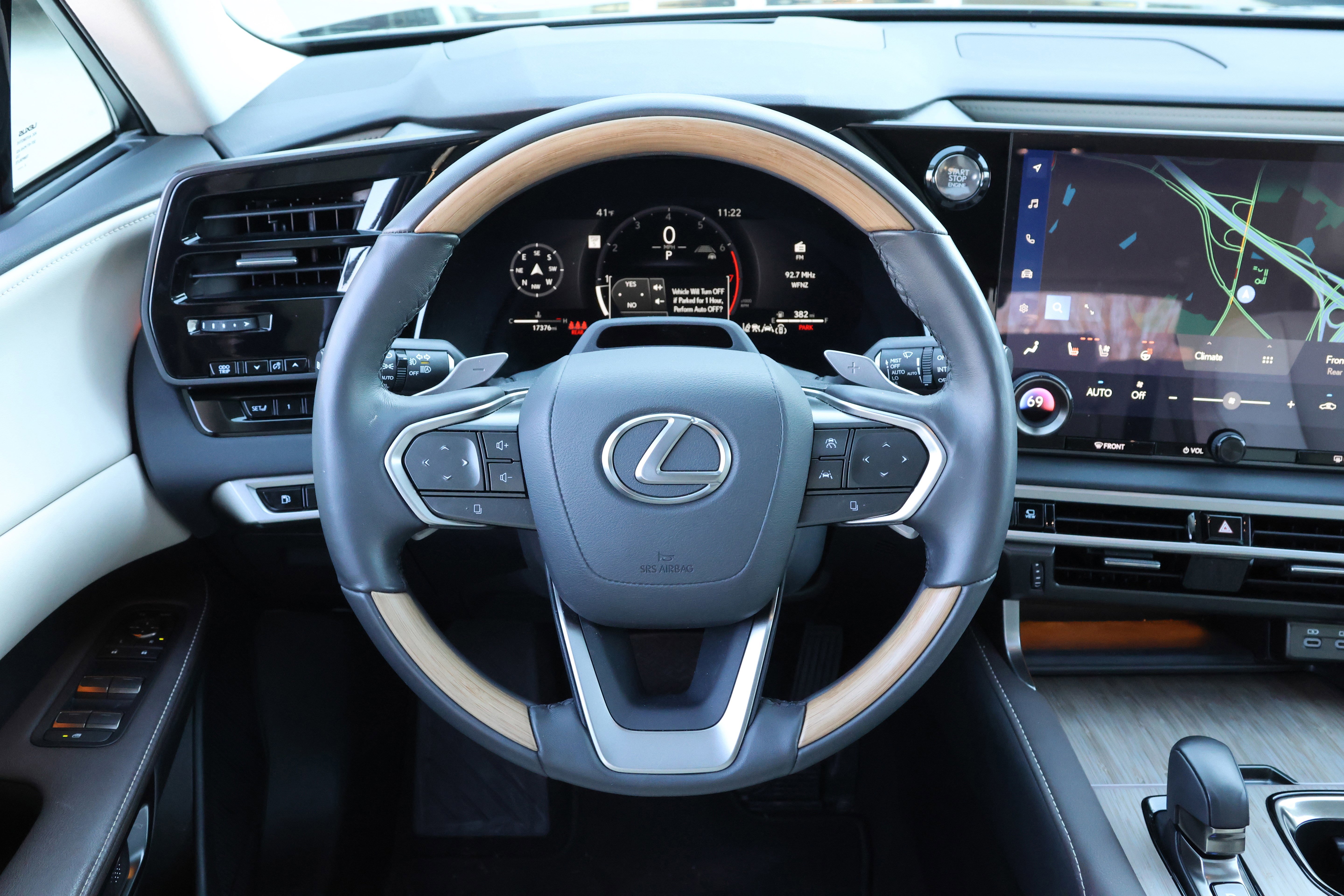 Certified 2025 Lexus RX 350 Premium Plus image 17