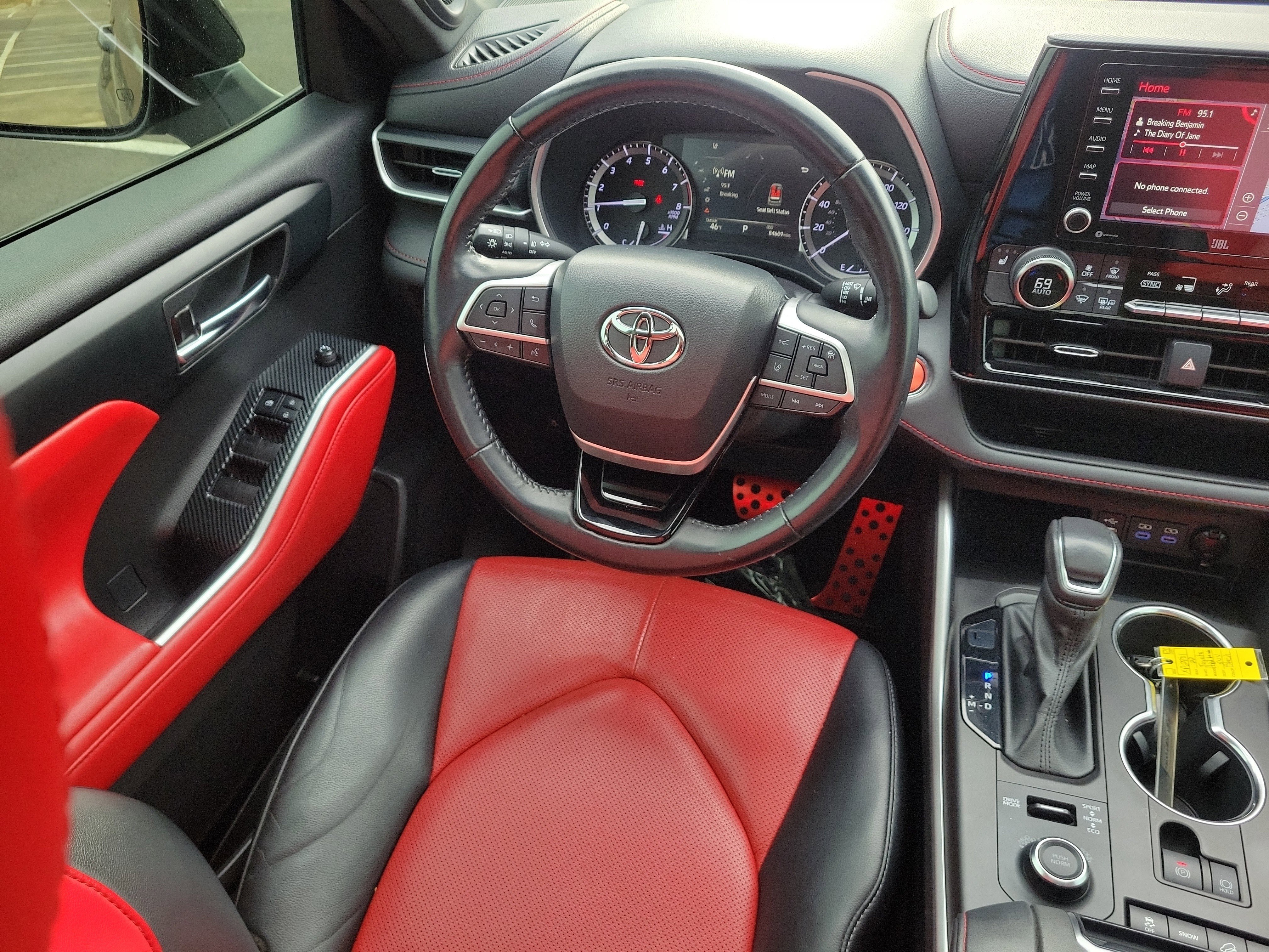 Used 2022 Toyota Highlander XSE image 15