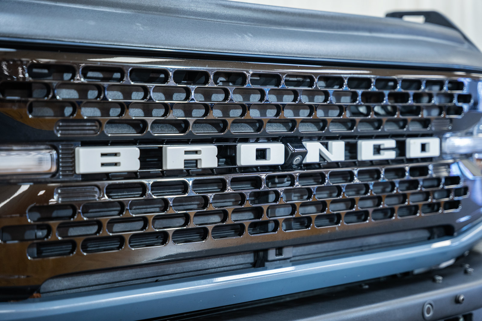 Certified 2023 Ford Bronco Wildtrak AWD/4WD image 10