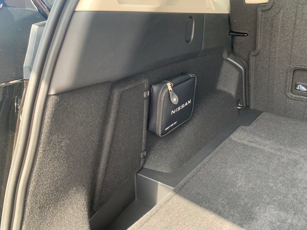 New 2026 Nissan Rogue Dark Armor FWD image 8