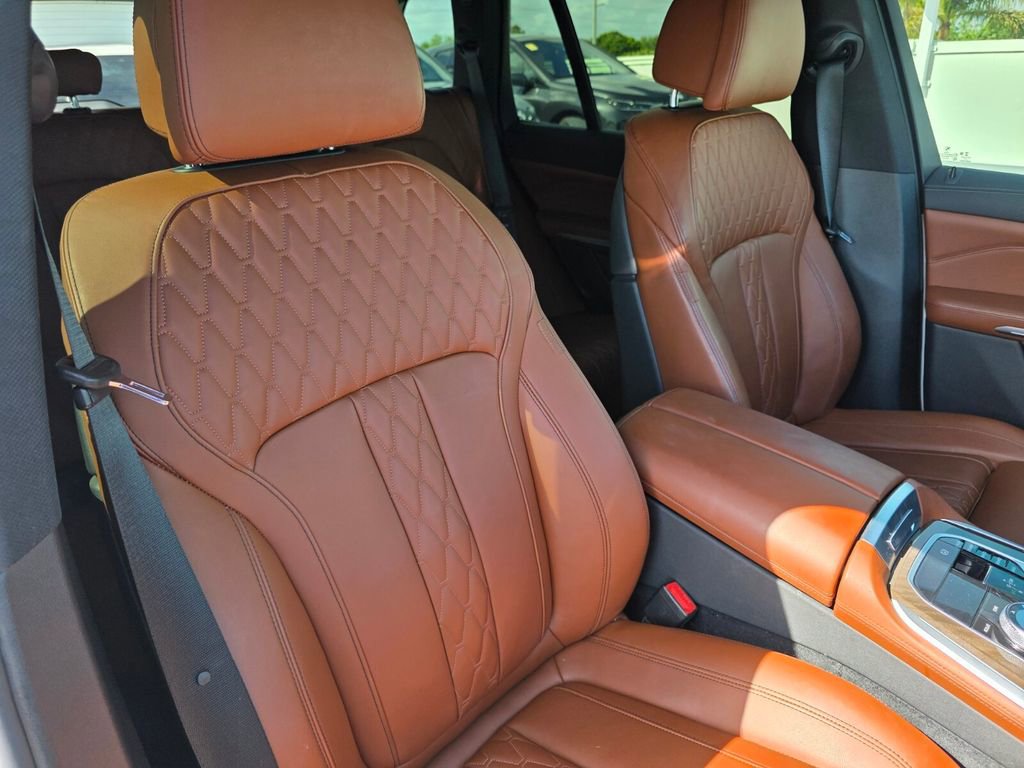 Used 2021 BMW X5 sDrive40i w/ M Sport Package image 28