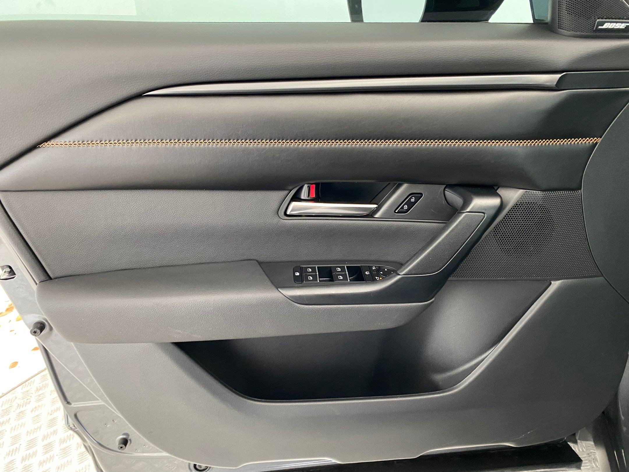 Used 2025 MAZDA CX-50 2.5 Hybrid w/ Cargo Package image 11