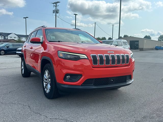 Used 2021 Jeep Cherokee Latitude Plus AWD/4WD image 10