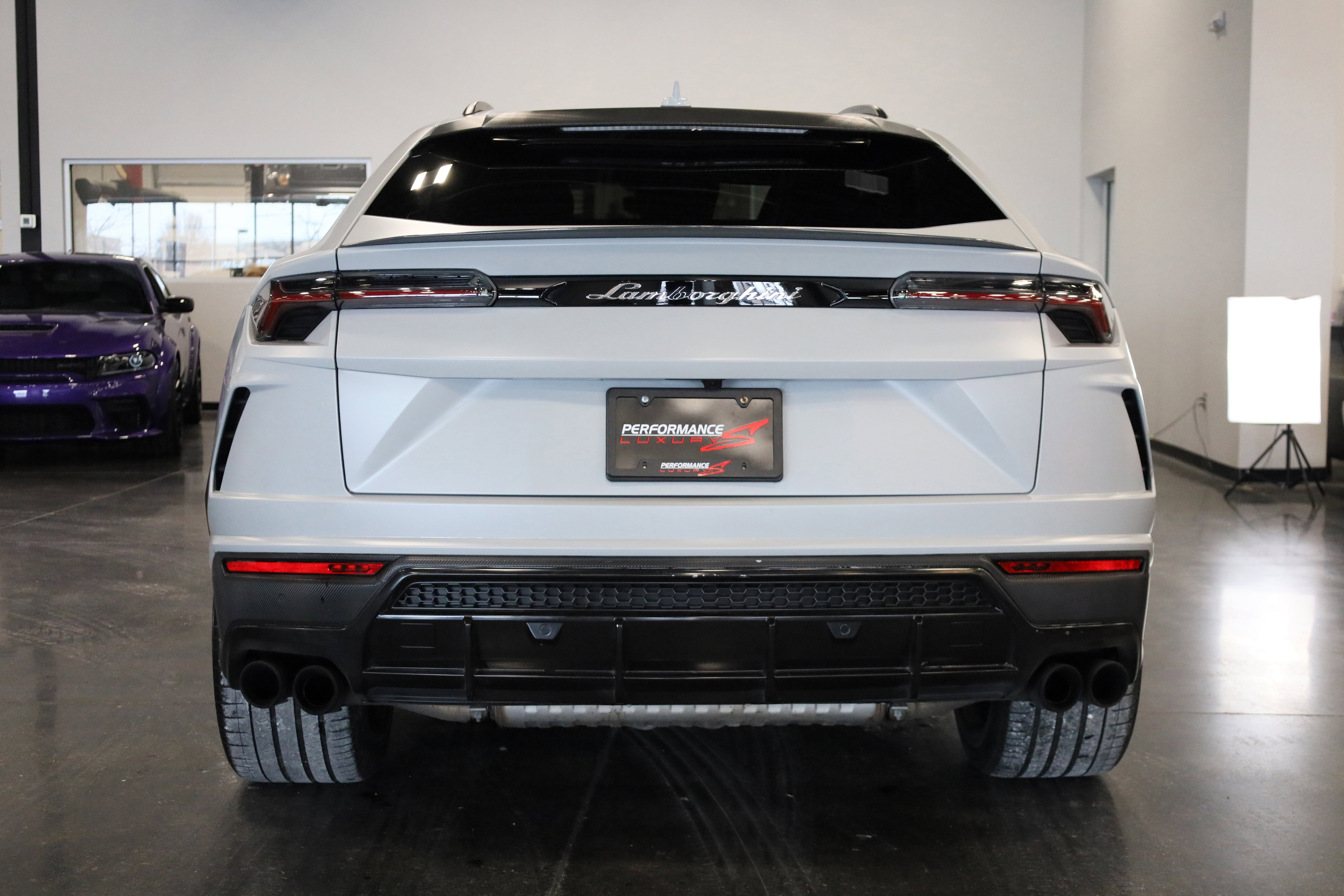 Used 2021 Lamborghini Urus image 6