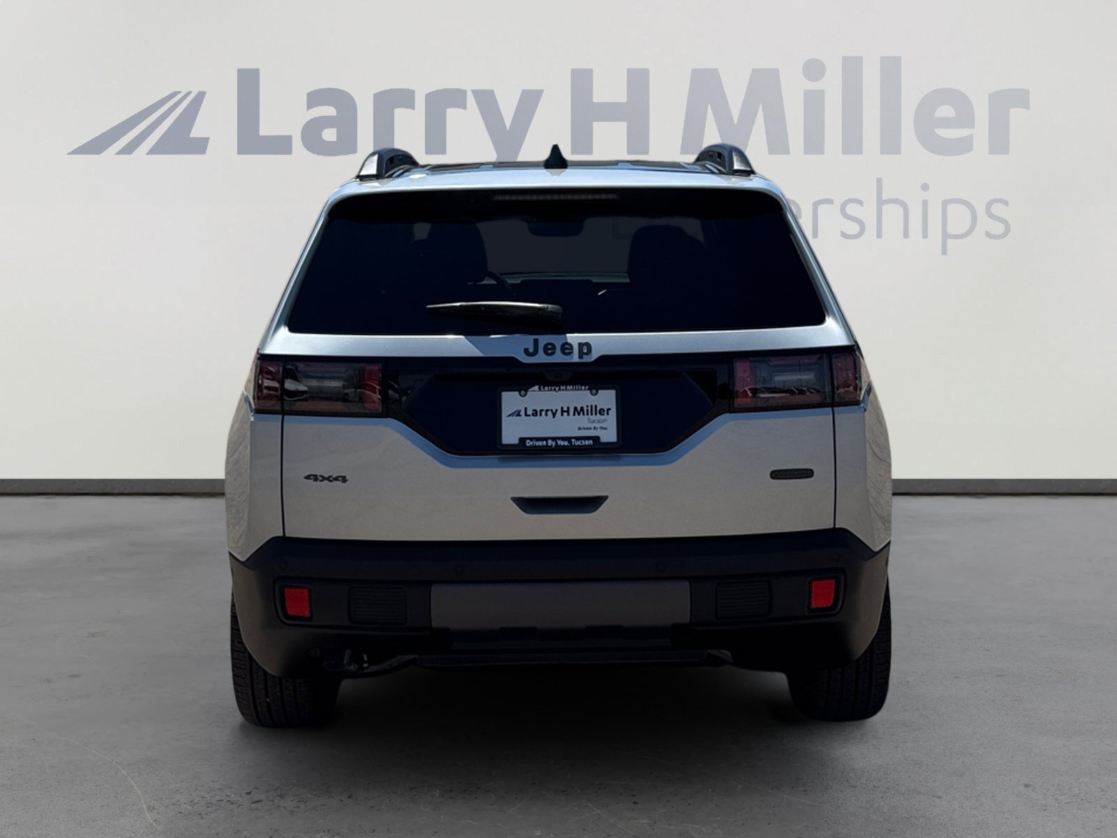 New 2026 Jeep Cherokee Overland w/ Trailer Tow Group AWD/4WD image 4